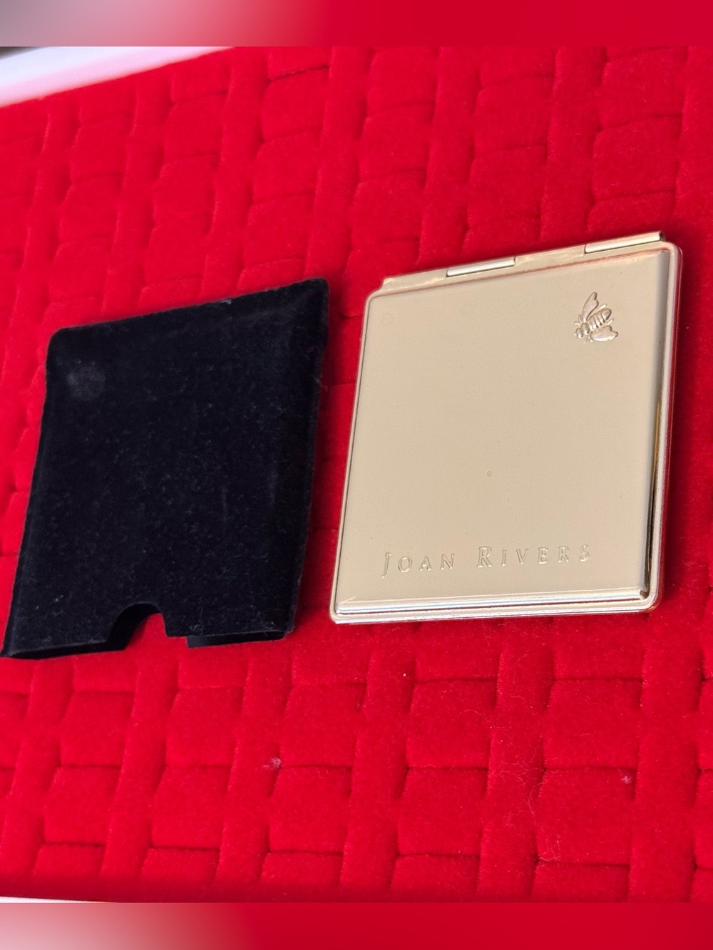 Joan Rivers Compact Goldtone - Picture 3 of 4